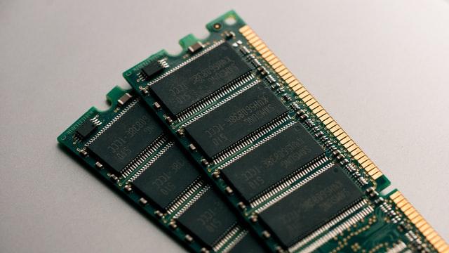 RAM | 8 GB | DDR3L